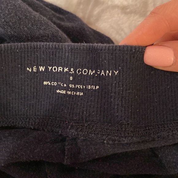 New York and company capris. Dark blue - Picture 5 of 5